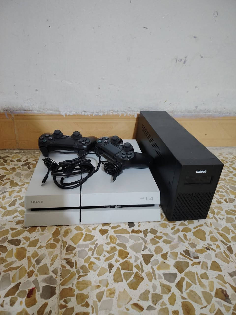 بلي4مهكر سليم مع يو بي اس شحن للبيع السعر    380الف   المكان الحمدانية قرقوش


**إذا كنت صاحب هذا الإعلان وتريد حذفه لأي سبب، رجاءا أرسل رسالة إلى الدعم الفني**