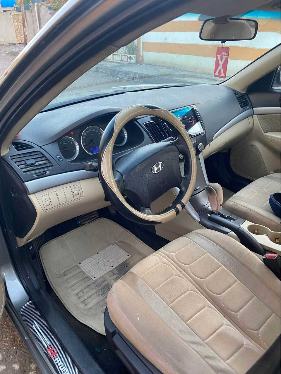 السلام عليكم
         مكلف بلنشر
سوناتا مديل 2010للبيع
رقم اربيل جديد تريد وكاله تريد تحويل
خليجي بدون ضرر
مكينه 2400
مواصفات عاديه
مصبوغه احزام اثر جراد
السعر 105$وبي مجال

‭0770 979 8872‬ بغداد, العراق
