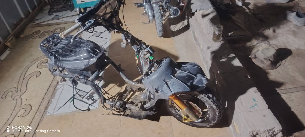 سلام عليكم
شاصي فراشة فحل
وتعميرة كاملة
بس جيب مكينة وشد ابيع شلع قلع
دبلات رياضية شيال ويالة وتايرات وكور 
دشبول كشن حاضن ضفيرة كاملة 
سعر 100 وبيهة مجال للطيبين


**إذا كنت صاحب هذا الإعلان وتريد حذفه لأي سبب، رجاءا أرسل رسالة إلى الدعم الفني**