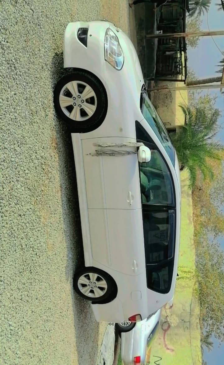 تويوتا ابصم تحويل ثاني يوم موديل 2003
مكفوله من كلشي 
لون ابيض 
رقم نجف سنويه مجدده ال //2028//
فول مواصفات عده الفتحه
7راكب 3 قطع تبريد 
داخل بيجي شاشه كامره خلفيه حساسات 
تحكم ستيرن مثبت سرعه
السياره جديده وجاهزه من كلشي 
مكاني الديوانية قضاء غماس 
السعر //خاص او الاتصال رقم الهاتف// والشراي يتصل
***********
