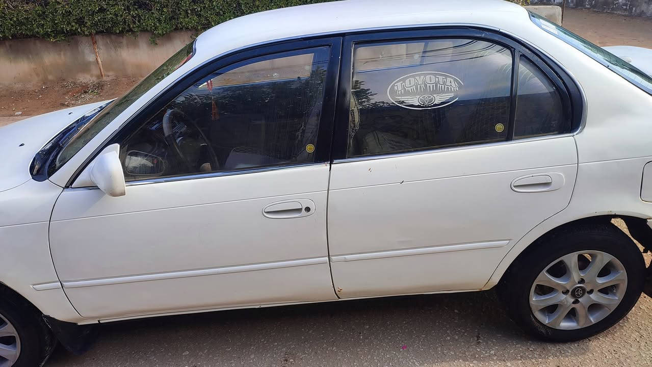 سياره للبيع كورلا موديل 94
سياره حلوه مال جناي 
سعر 49
وبيه مجال قليل نجف جسر ام عباسيات
***********
