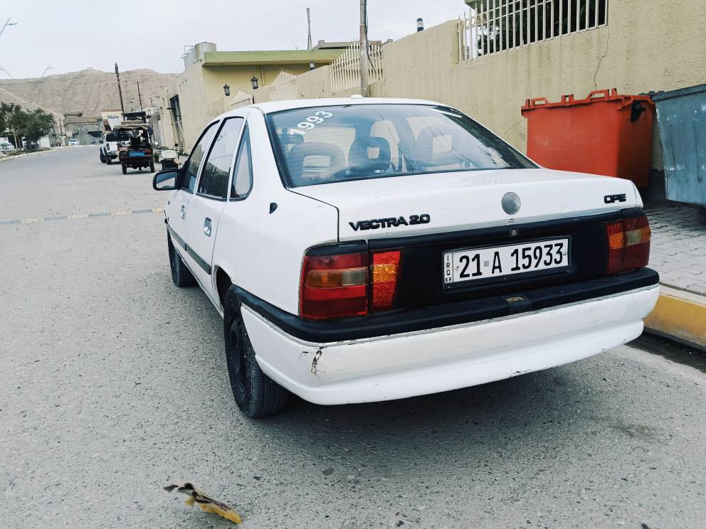 اوبل فكترا 1993 حجم 20
رقم سليمانية سنوية جديد لحد2030
بيها كوبون بانزين
محرك كير شرط كير عادي سقف سلايتabs
سيارة مابيها صبغ كلها عل بلاد 
مابيها حادث  مكفول شرط 
السعر43ورقة وبيها مجال
مكان دوز خورماتو
***********
*********** طوز, صلاح الدين
