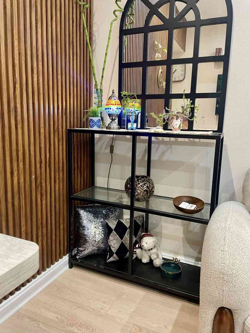 ميز ( كونسول ) فقط بدون مرايه

عرض 95 سم 
ارتفاع 90 سم 
عمق 30 سم 

نظيف جديد استعمال جداً قليل 
شخط مبيه 
دابيعه لان زاد عن حاجتي بالمكان 

سعره ٩٥ الف قفل لان مصار عليه حتى سنه من اشتريته 
اكو توصيل بغداد 
مكاني حي الجهاد


**إذا كنت صاحب هذا الإعلان وتريد حذفه لأي سبب، رجاءا أرسل رسالة إلى الدعم الفني**