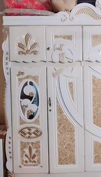 غرفه • جديده • محتاجه