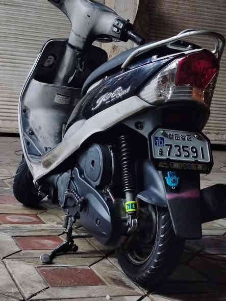 سلام عليكم دراجه ماكس منغولي  لبيع صار شهرين من طالعه من الوكيل كل شغال كهربائيات وكلشي ما عايزه  برقي ما مفتوح بيه سعر ٨٠٠ وبيه مجال مكان نجف كوفه رقم
***********
