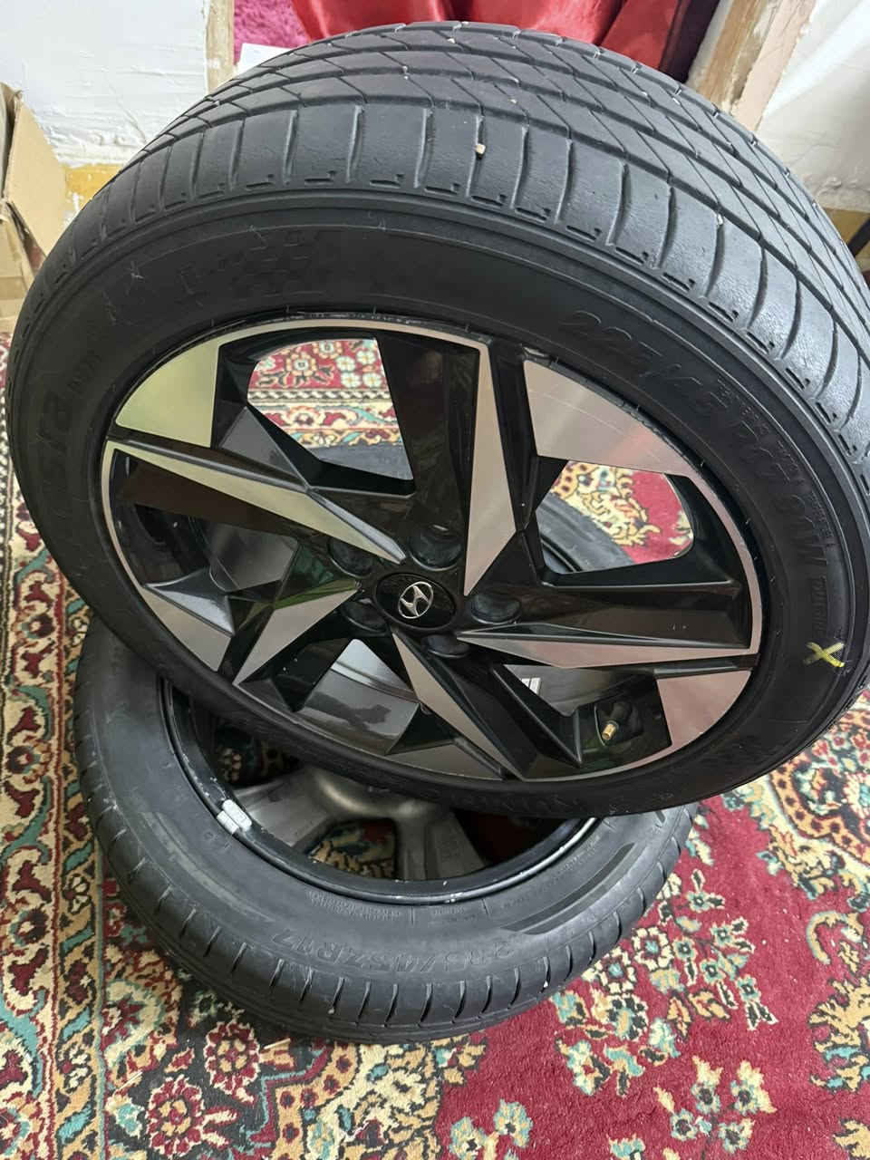 سلام عليكم للبيع تخم تاير وياله عنوان شعب حي البساتين بغداد النتره 2022     اتصال***********
