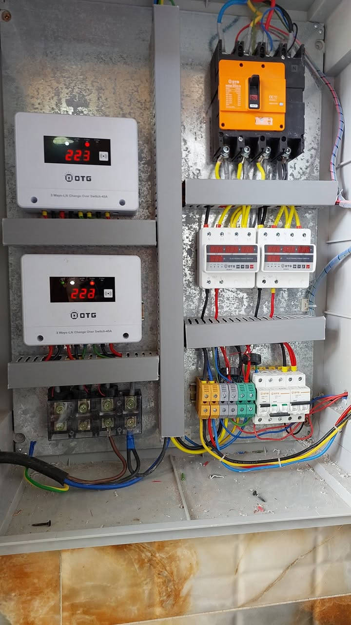 مستعدون لكافة اعمال المجاري والتأسيسات الكهربائية للتواصل المقدادية ***********
