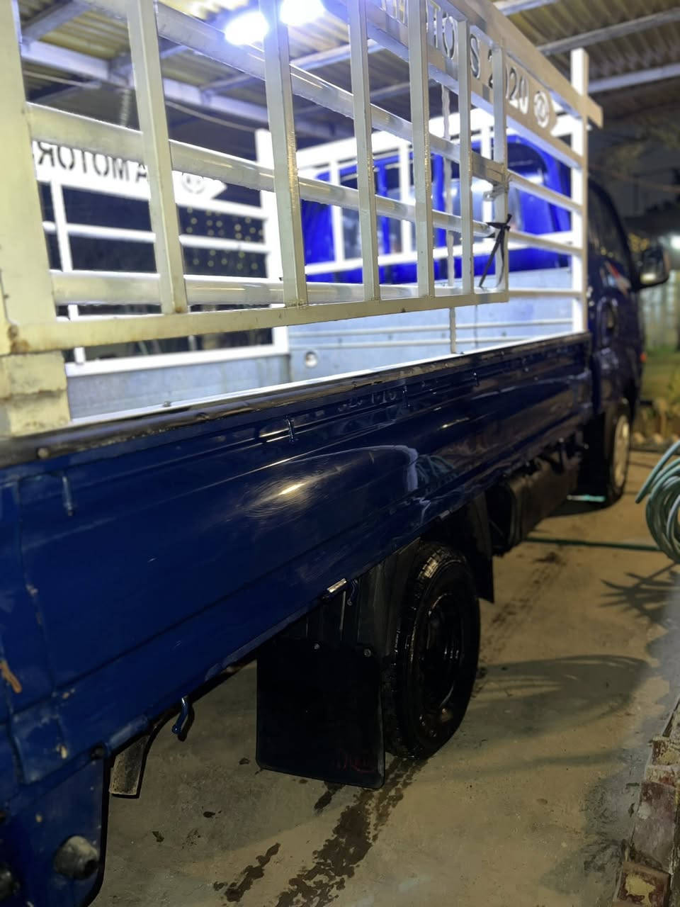 السلام عليكم بنكو 2008 مكينه وكير مكفولات 3000 مشترك مصبوغه عام للجماليه صدر  وتايرات نص عمر مكلف بالنشر رقم صاحب السياره ***********
