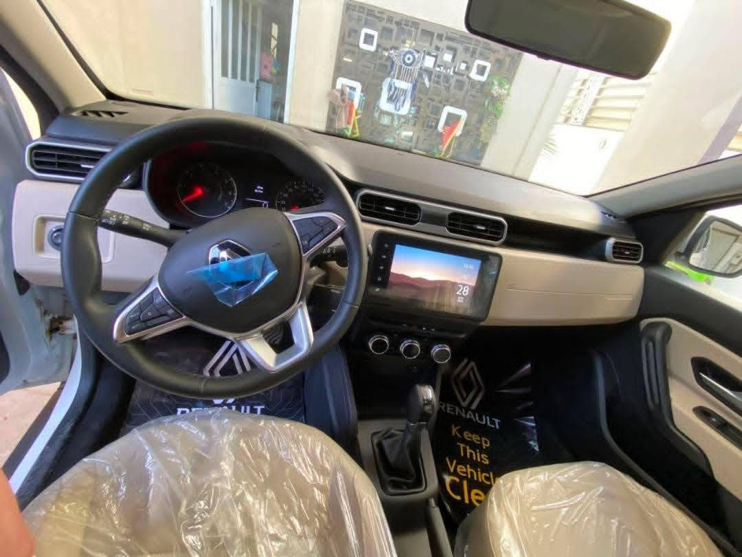 رينو داستر زيرو موديل 2025 سيارة فول مواصفات عدى فتحة  👇
4سلندر

محرك1600

بانزين

فئة SE

مقاعد جلد وقماش

5مقاعد

كاميراة خلفية

حساسات منحدر

حساس وقوف

تشغيل بصمة

مسند ذراع

مرايا جانبية كهربائية

نوافذ كهربائية

شاشة

تحكم في درجة الحرارة

6وسادة هوائية

مصابيح زينون امامية

مصابيح امامية لد

قفل مركزي للأبواب

مانع انزلاق

كاشف ضباب

السياره زيرو ماشية 1000
السعر 155
 الرقم عل يشتري
للاستفسار *********** النجف, العراق
