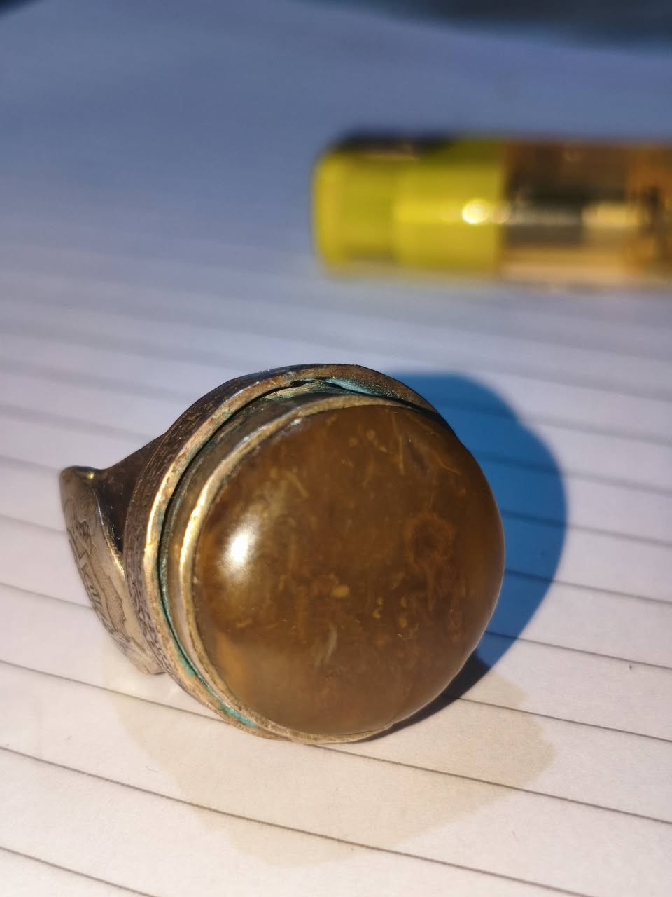 السلام عليكم اخوان عندي هذا قديم ومحتفض بي اريد اراوسه بمحبس فضة ثقيل او اكثر من محبس العندة ينزلهن بلتعليقات او يراسلني خاص


**إذا كنت صاحب هذا الإعلان وتريد حذفه لأي سبب، رجاءا أرسل رسالة إلى الدعم الفني**