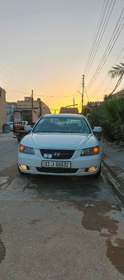 سلام عليكم سوناتا 2006 وارد ضربتها عتبت السايق وبيها رشاة صبغ سياره جاهزه كير مكينه جديده حاويه تبريد حداديه جديده تخم تاير جديد سياره جاهزه من كل النواحي رقم انكليزي سنويه لل31 للبيع او مراوس بنيسان صني العنوان نجف وهذه رقم صاحب السياره  0783 112 6212
للعلم مكلف بلنشر
