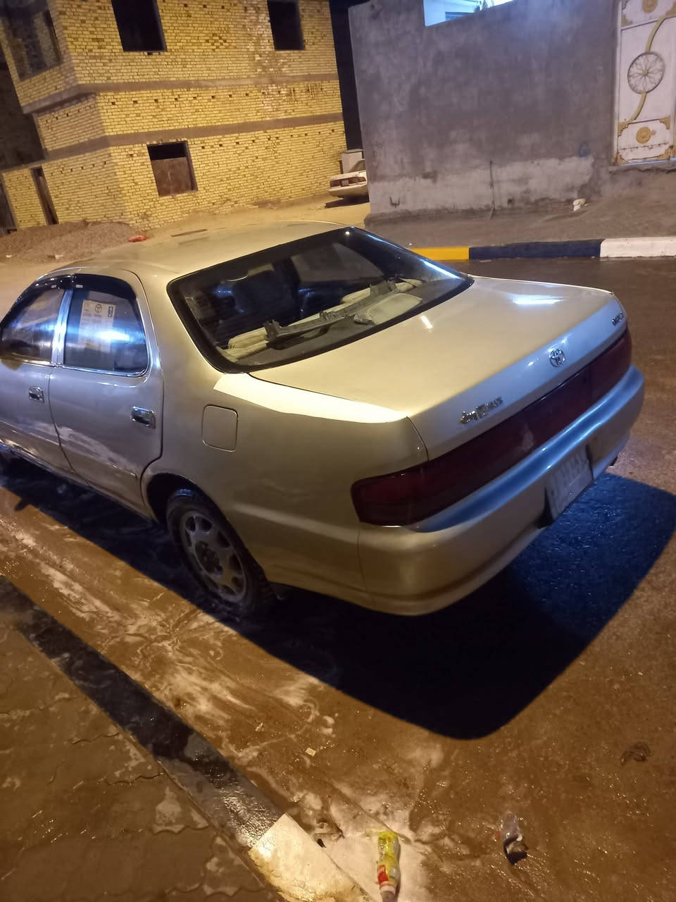 السلام عليكم سياره كرسته نفخ موديل 94  مكفوله من الكص والنقل  رقم مشروع وطني تحويل مباشر السنويه مامنتهيه السعر 51 وبيه مجال المكان الزبير رقم ***********
