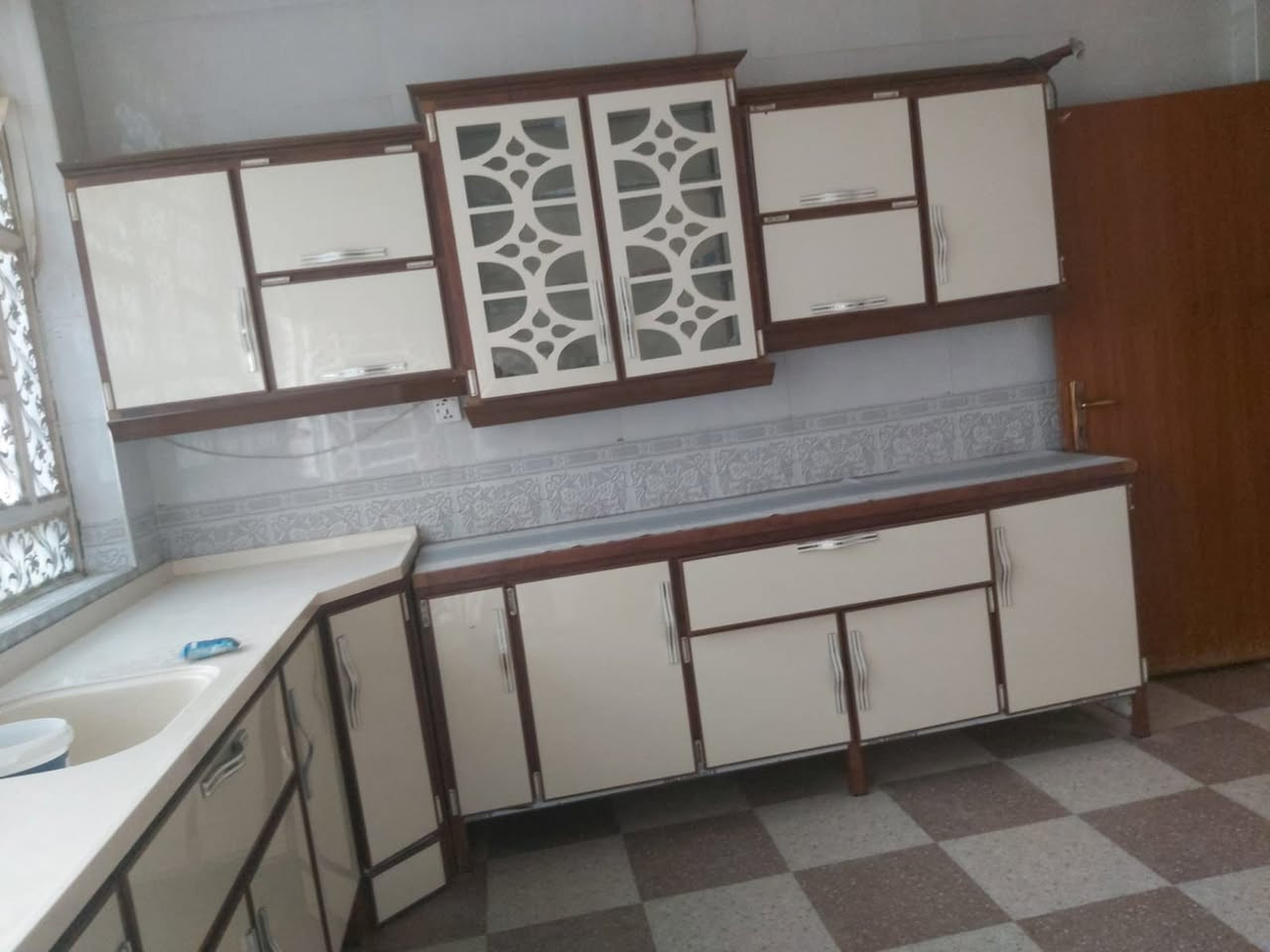 كاونتر للبيع كلش نضيف
9 امتار


**إذا كنت صاحب هذا الإعلان وتريد حذفه لأي سبب، رجاءا أرسل رسالة إلى الدعم الفني**