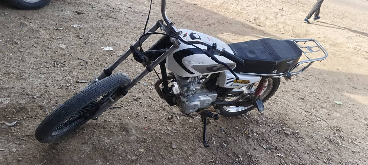 سلام عليكم يراني للبيع اربعه كير محرك نضيف لا تبخير ولا تنقيص سعر ٢٥٠ قفل مكاني رضوانيه رقم ***********
ط
