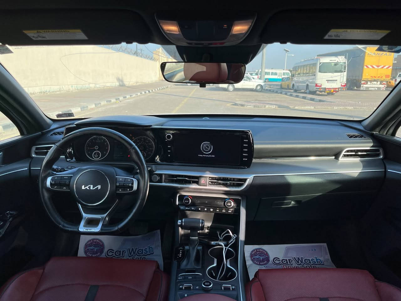 كيا K5  موديل 2024 GT Line 
فول مواصفات
مرقم معوقين ميسان 
تبديل جاملغ 
ماشيه 24
السعر 178 ورقه 
 ***********  مهندس حيدر 
العنوان ميسان
