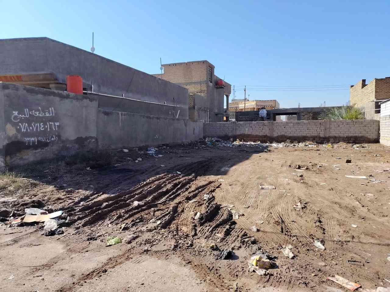 السلام عليكم
قطعة أرض مميزه للبيع طابو صرف باسمي المساحه 300 م رقم القطعه 331 /7 متوفره كافه الخدمات للاستفسار الاتصال على ***********
