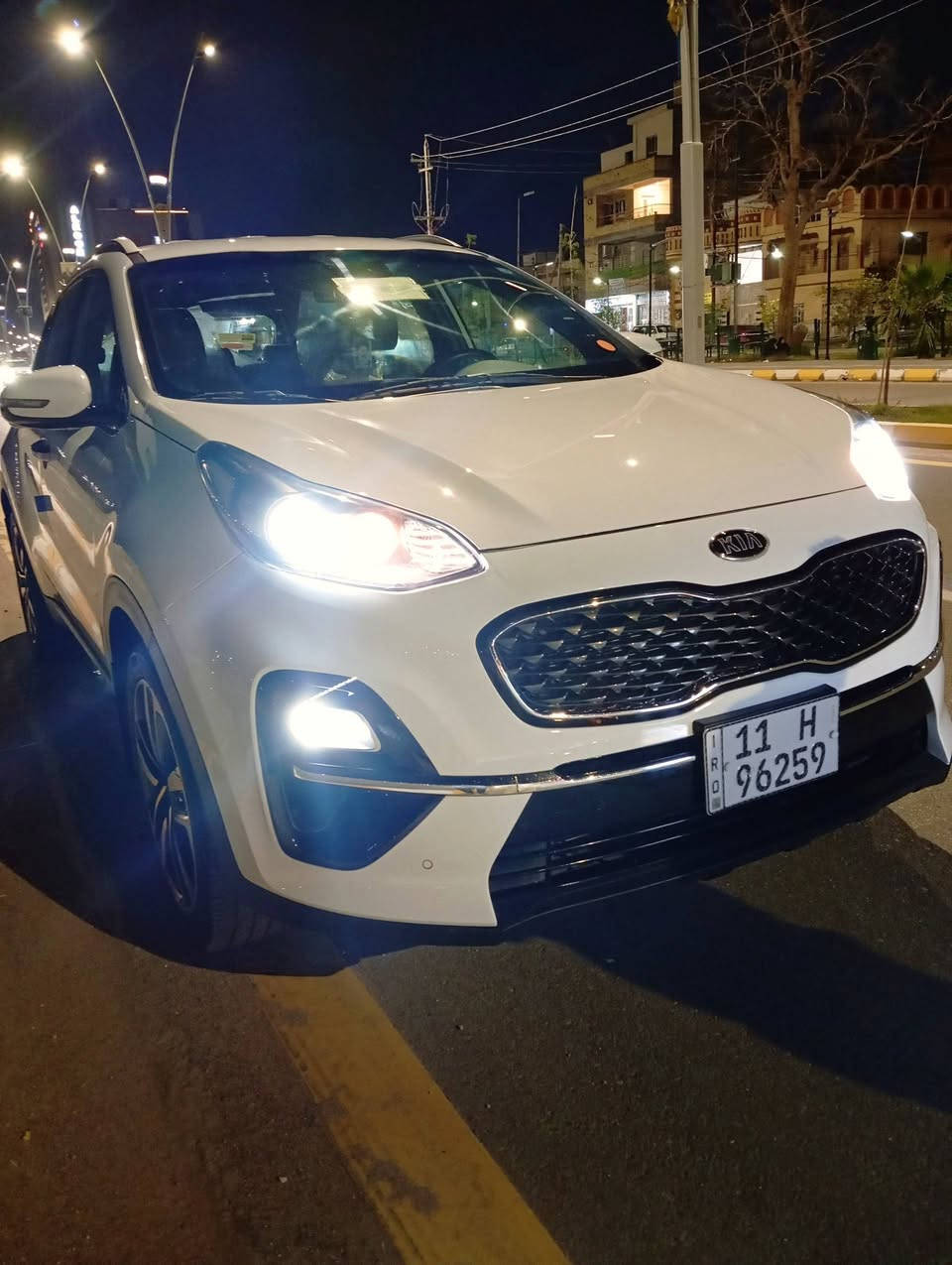 سلام عليكم كيا سبورتج موديل 2020 خليجي رقم بغداد الدولي بسمي كفاله عامه من الضربه والصبغ والتبديل سياره جديده الشركه الدوليه سياره جديده كلش واستخدام شخصي السعر 210 وبيها مجال بسيط مكان السياره الناصريه الحبوبي للاتصال ***********
