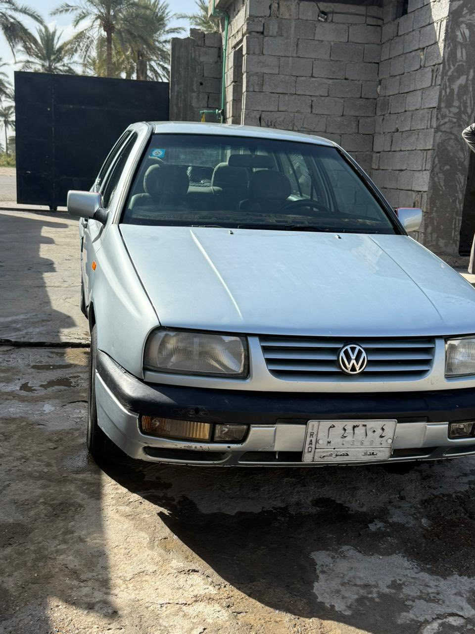 السلام عليكم
گولف فينتو موديل 1992 
گير اوتماتيك / مكينة 2000

مصبوغة عام 

السيارة جاهزة من كلشي تبريد شغال 

السعر ٤٧ وبيه مجال قليل 

*********** ابو زيد
