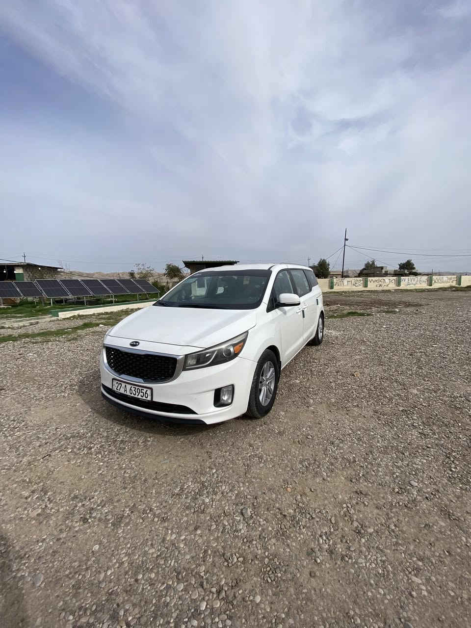 سلام عليكم كيا سيدونا مديل ١٦ بيها رشات صبغ وباب سلايت تبديل للبيع أو المرواس السعر ١٧٢ وبيها مجال قليل مكاني نجف مكلف بالنشر ***********
