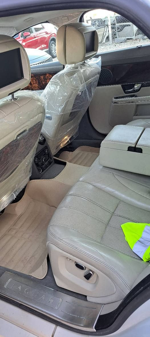 للبيع جاكوار ٢٠١٢ فول مواصفات للأخير 
محرك ٨ سلندر تنفس طبيعي المرغوب 
رقم اربيل 
ماشيه ١٢٠ الف كم 
السياره مبدل بيه جاملغ 
السعر ١٣٥ 
*********** واتساب
