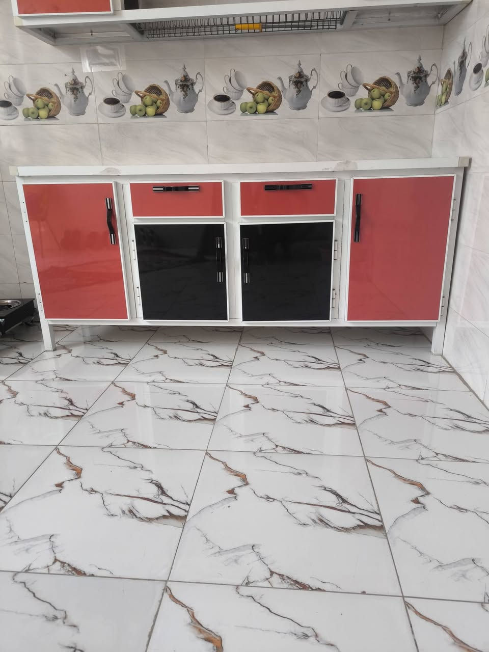 كاونتر مبطن نظيف جدا قياس مترتين مثل ما موضح بالصور 
العنوان البصرة التنومة 
السعر 425 الف للاستفسار خاص


**إذا كنت صاحب هذا الإعلان وتريد حذفه لأي سبب، رجاءا أرسل رسالة إلى الدعم الفني**