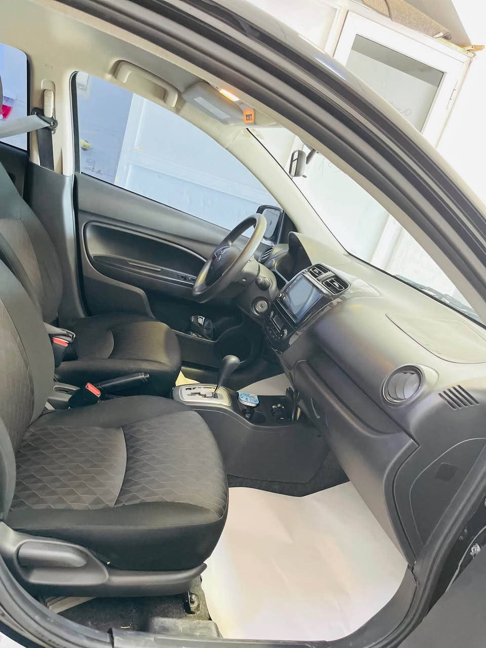 Mitsubishi mirage 2024
ته نها ١١ هه زار كم رويشتوه
شاشه و كاميرا
ته نها بونيت صبغ به بي داخلي
ارباك سيستم
سه نه وى ژينگه تا ٢٠٣١ نوييه
فحص هزه نوييه
جوارتاييه نويييه 
شوين هه و لير أربيل, العراق


**إذا كنت صاحب هذا الإعلان وتريد حذفه لأي سبب، رجاءا أرسل رسالة إلى الدعم الفني**