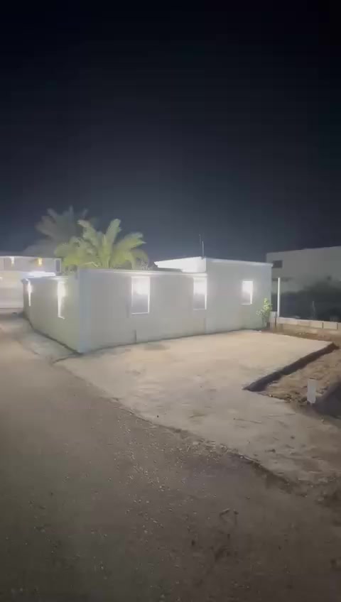 ⸻
🏡 دار للبيع – فرصة مميزة
من الصرح العقاري

📍 العنوان:
الشيخ حمد – شارع البوجميل
قرب جامع أبو ياسر

📄 الملكية: ملك صرف
📐 المساحة: 500 متر مربع
🏗 الحالة: بناء قديم مترمّم

🔹 يتكوّن المنزل من:
 • صالة
 • مطبخ
 • هول داخلي
 • غرف نوم (عدد 2)
 • حمّام
 • مرافق
 • صحيات خارجية

💰 السعر: 130 مليون دينار
🔻 قابل للتفاوض

📞 للاستفسار والتواصل:
حيدر الساعدي 
📱 اتصال أو واتساب ***********
