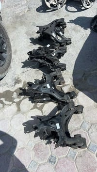 قطع غيار يابانية • سيكويا تندرا لاندكروز • جديد وتفصيخ