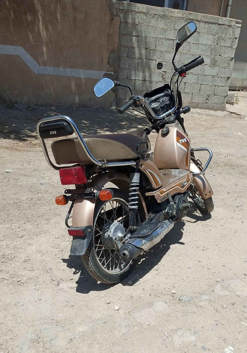 سلام عليكم دراجة TVS XL100
شغل وتطلع موديل 22 فقط بيه خلل بالكهربائيات 
سعر 550وبيه مجال مكان بعقوبة تحرير
الرقم ***********
