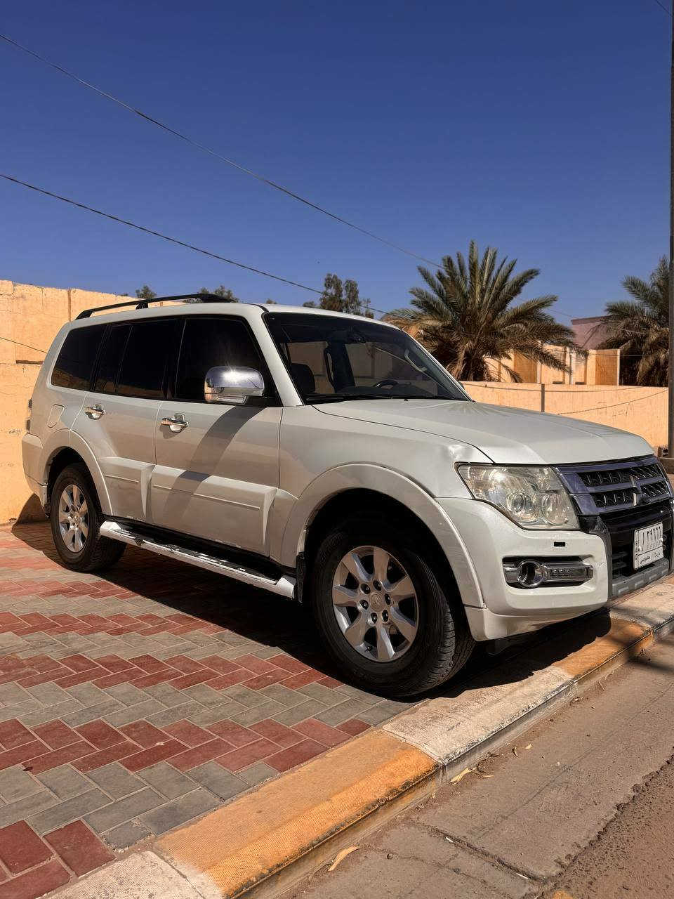 السلام عليكم
باجيرو خليجي 15
بيع + مراوس 
مكفولة فقط دحجه بالجاملغ الامامي
فول مواصفات 
فتحه 
شاشه كبيره 
كامره خلفيه 
تحكم ستيرن 
تبريد ❄️+ تدفئه
تخم تأير 
حداديه ✅ 
كشنات جلد+ كهربائي
محرك + كير مكفول 
فور ويل 
حساس خلفي 
رقم الهاتف ‏‪0771 764 2565‬‏
مكان كربلاء حي المعلمين
