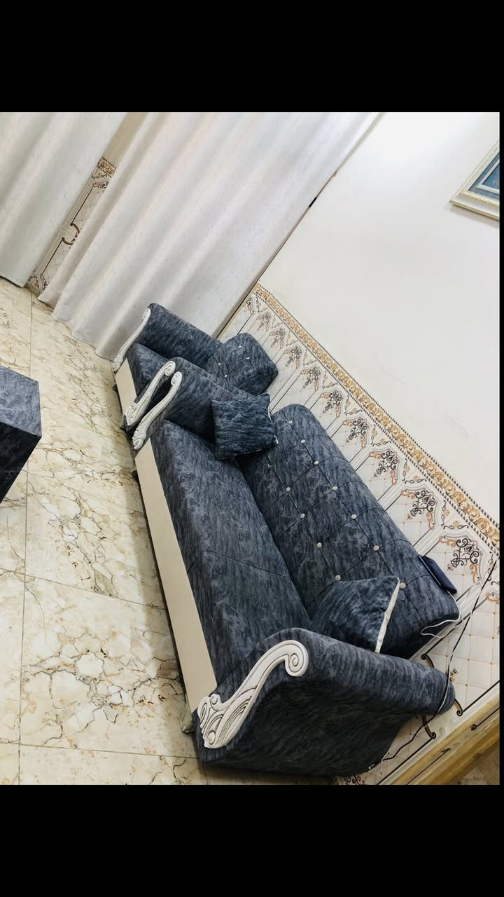 تخم للبيع السعر 250 الف وبي مجال


**إذا كنت صاحب هذا الإعلان وتريد حذفه لأي سبب، رجاءا أرسل رسالة إلى الدعم الفني**