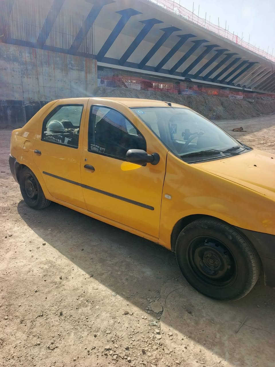 السلام عليكم سياره رينو لوكان موديل 2014 رقم بغدادسياره جاهزه كير مكينه خير من الله حداديه جديده سياره مامشتغل بيه تكسي بسمي تحويل ثاني يوم هزه جديده رقم نكليزي السعر 47 العنوان بغداد  *********** متواجد واتساب
