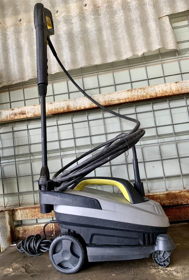 ئەم غەسلە بۆفرۆشتن بەشەرتی بێعەیبی زۆر بەقوەتە بالەی ئەوروپیە مارکەی (پارکسایدە)گەیاندن هەیە***********
