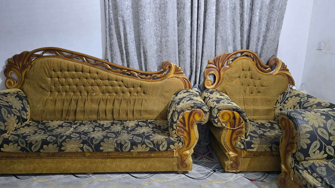 للبيع ناصرية مركز سعر بوفية ٢٠٠
كنتور ١٥٠ 
قنفات ١٥٠


**إذا كنت صاحب هذا الإعلان وتريد حذفه لأي سبب، رجاءا أرسل رسالة إلى الدعم الفني**