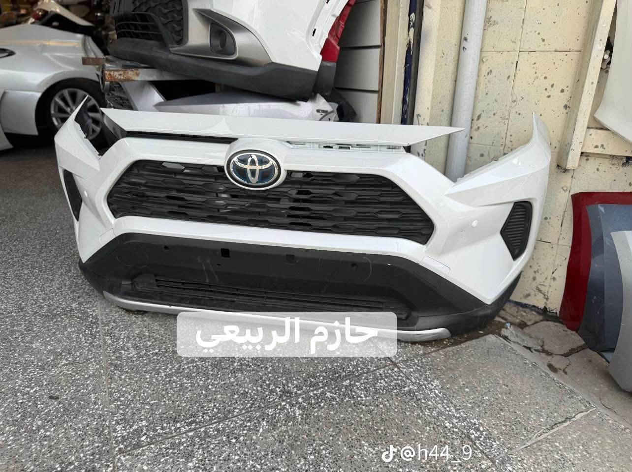 محل حازم الربيعي 
توفر  جميع قطع غيار (كورلا )(كامري) )(راف فور )) (كورلا كروس )  جميع الموديلات 
🔻يتوفر توصيل جميع انحاء العراق  🚚 🔻
محل حازم الربيعي يوفر  لكم جميع قطع غيار السيارات اليابانيه
🔹فول لايت وبك لايت 
🔹بطانة جاملغ ودرع تحت المكينه ودرع تحت الراديتر
🔹بروجكتر ولد  جميع انواع السيارات اليابانيه
🔹دعامية امامي وخلفي وماسكة دعاميه
🔹شباك دعاميه اعلى واسفل 
🔹مراية جانبية 
🔹جاملغ وبنيد 
 
☎️📞*********** ☎️
