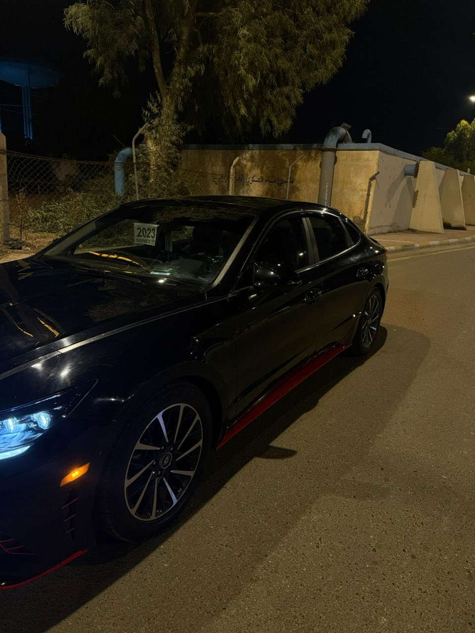 سوناتا ٢٠٢٣ limited سياره جديده مواصفاتها معروفه  اعلى مواصفات محرك ١.٥ تيربو
سياره قطعتين صبغ فقط بدون قطرة دواخل ضمان 
كير محرك  لغد شاصي شرط كفاله 
رقم بغداد ب اسمي تحويل ثاني يوم 
سعرها ١٦٠ وبي مجال بسيط 
رجاىا بس الشراي يتصل ***********
