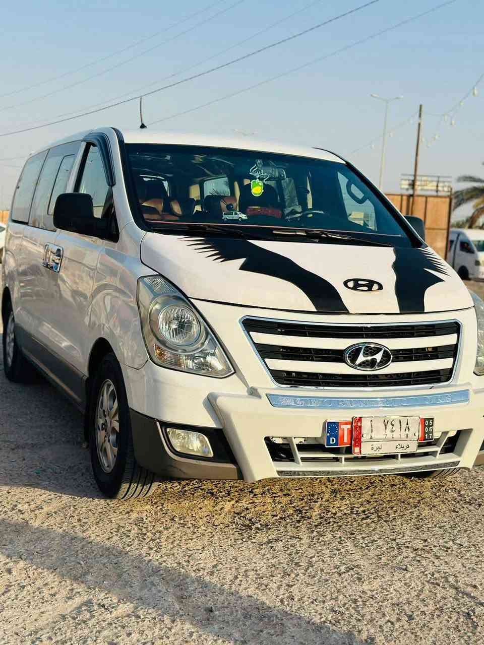 السلام عليكم ستاركس
مديل 2010 مفتوح محور مسكر 
مكينه 12 قبق اسود 
 كير ومكينا جدد شادهن حداديا جديده 
سياره جاهزه بيها بارد وصبغ شبر بل رباع الوره فقط
كفاله عامه من ضربه وضرر وعيب شرعي 
رقمها كربلاء ب اسمي
مداور ثاني يوم
السعر (160) وبيها مجال
للاستفسار اتصل 
***********
