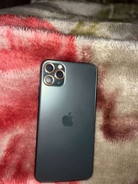 ايفون ١١ برو ماكس • ٢٥٦ • بطاريه ٧٥