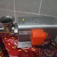 مفرمة لحم • نجف