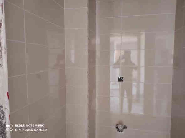 خلفه سراميك جداوي ارضي متفرغ حاليا شغل درجه اوله *********** واتساب
