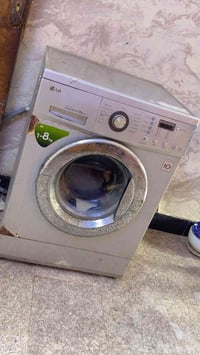غسالة LG • ٨ كيلو • مدينة الصدر