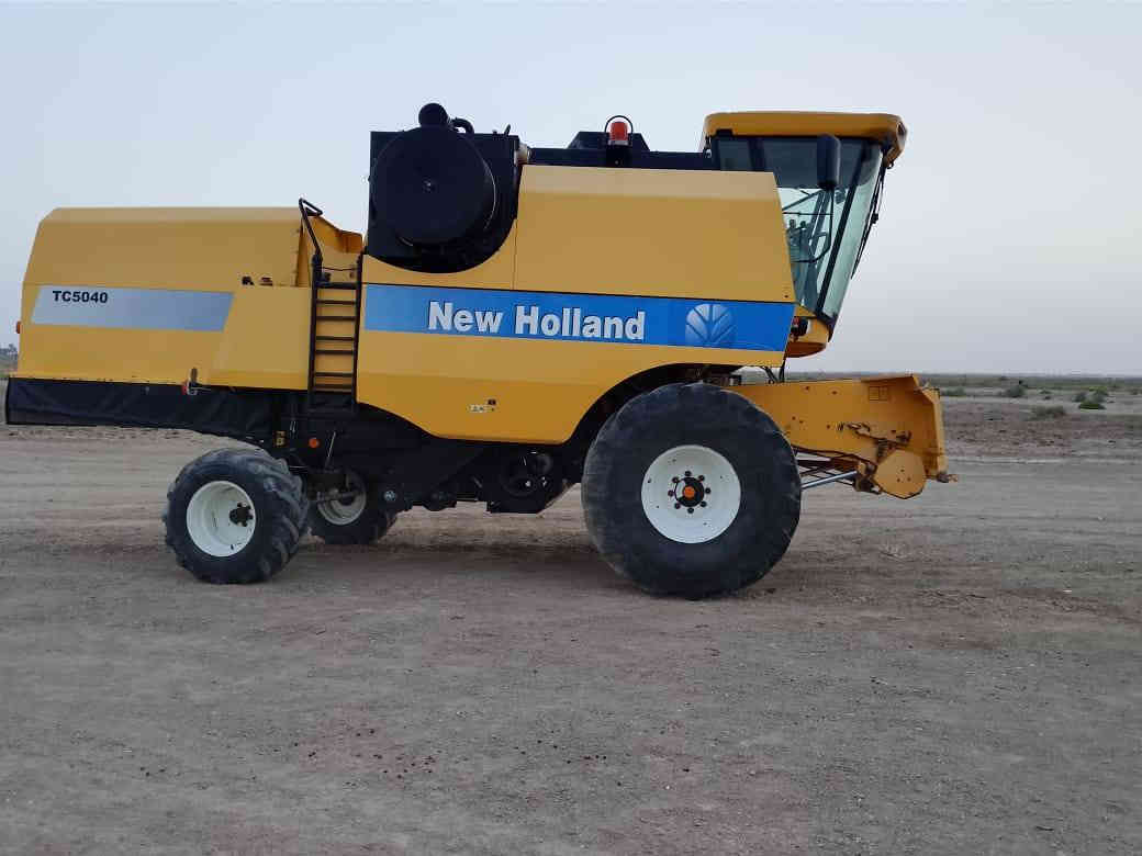 السلام عليكم حاصده للبيع موديل 2015طالعه ب 2020مسلفه راعيه ينطي وكاله مطلقه بعد اله قصد واحد وتخلص مكفوله كفاله عامه تايراة الشركه كارتون عاده 2150ساعه المكان الناصريه قضاء الاصلاح السعر والاستفسار الاتصال ع الرقم***********
