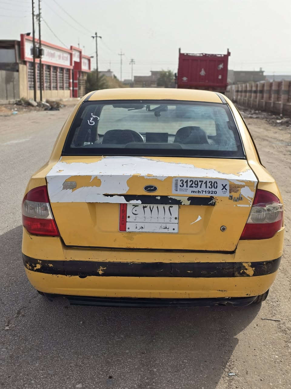 سلام طيبه موديل 2016 مكينه وكير خير من الله حداديه 80 % سنويه حد 2027 بيه ضربه جاملغ خلفي فقط تبريد شغال فقط دكمه عاطله شاشه تخم تايرات السعر 30 وبيه مجال بسيط حك الجيه مكان بابل قرب سيطرة اثار ***********
