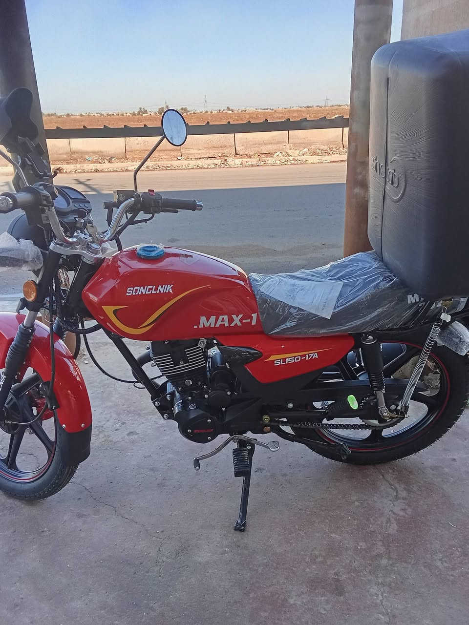 سلام عليكم دراجة موديل 26جديدة من عدة الصندوك أوراق كاملة السعر مليون 50 بيهة بكاني  بغداد شعب ***********
