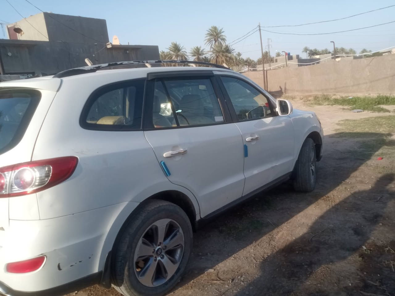 السلام عليكم سياره سنتافي موديل 2012فول مواصفات واحد ع واحد مكينه 2400سبعه راكب السياره بيه مكانات صبغ بس ابيع صبغ حزام سياره جاهزه  السعر   110وبيه مجال اي استفسار اكثر اتصل ع رقم موجود ***********
