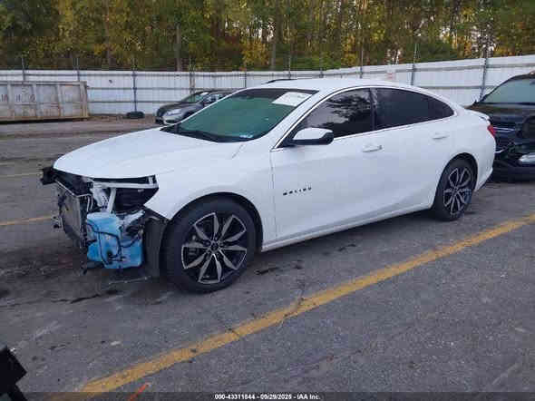 ماليبو RS 2024
بيع مباشر  64 ورقه 
المهندس عمار لتقارير السيارات 
***********
