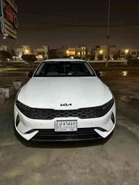 كي فايف خليجي 2023 فول موصفات عدا البنوراما والجلد تخم تايرات جديد برج...