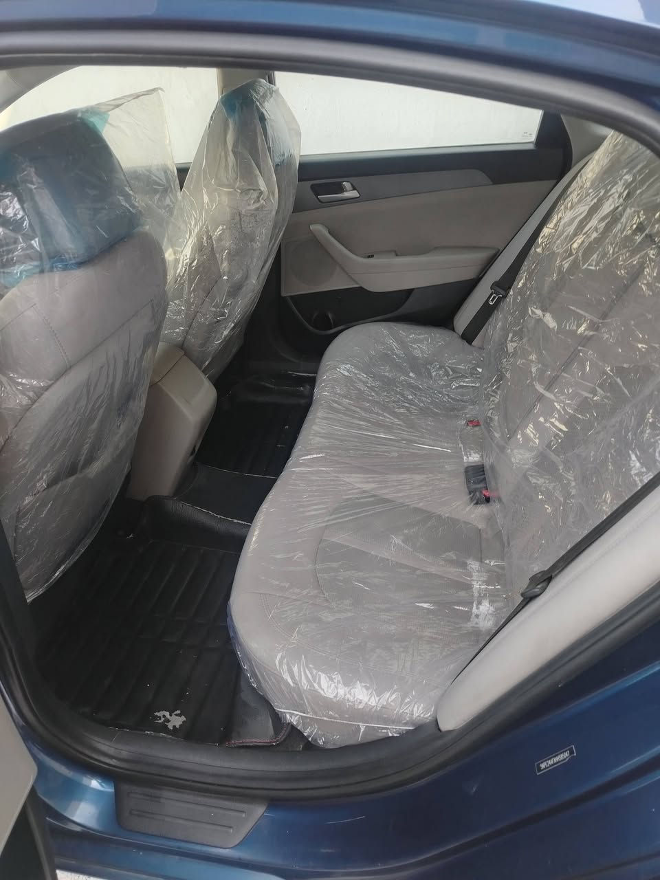 السلام عليكم
للبيع سوناتا ٢٠١٧ وارد امريكي السياره كلين مابيها حادث ولا صبغ فقط الدعاميه الاماميه
شاشه وكاميرا وحساس خلفي
محرك ٢٤٠٠ مامفتوح
حداديه جديده ١٠٠٪
تخم تاير جديد
رقم اربيل سنويه لغايه ٢٠٢٩
السياره جاهزه مابيها نقص مكاني حله
***********
