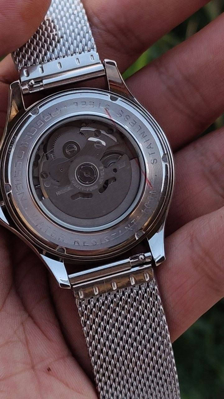 باجاني ديزاين جديد غير مستخدم كامله ملحقات سعر خاص


**إذا كنت صاحب هذا الإعلان وتريد حذفه لأي سبب، رجاءا أرسل رسالة إلى الدعم الفني**