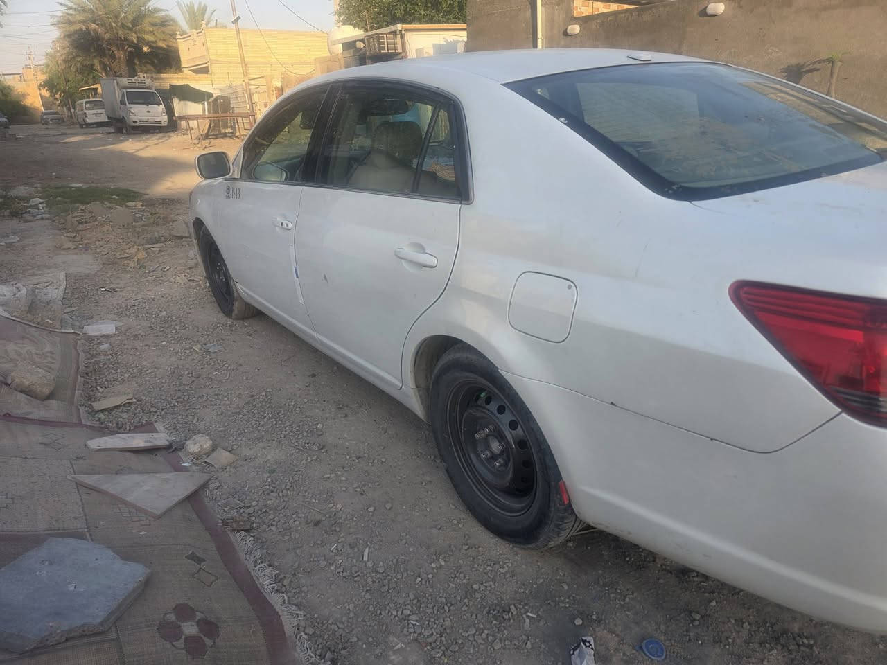 رجاء اقره المنشور وتعال واتس اب فقط
افالون موديل ２００５limited وارد امريكي فول مواصفات السياره محرك وكير  كلش ممتازات المحرك صارله اقل الشهر من متجفت   
حادثها جاملغ وتبديل باب السائق والوراه مصبوغه عام لان لون الباب مو نفس لون السياره جانت ابيض هسه صدفي  والطخه الثانيه موضحه بالفيديو  مكانها الحريه  عارضها ب 105 وبيها مجال تجي وتشوفها وميكون خاطرك الا طيب راعيها موجود بسبع البور واعرفه معرفه شخصيه يعني مسئلة التحويل لا تهتم بيها واذا ما الك نيه تحول  لا تتصل 
تبريدها يحتاجله غاز واكو بوري يرجع ينربط وبس تحكمات سترين تبريد تشتغل   المرايات ما تشتغل كهربائيا ما اعرف شنو السبب
سبب البيع اني مشتريها قسط وما اكدر ادفع اقساطها ف ابيعها الك حتى اوفي راعيها الله شاهد ورسله هذا الواتس اب مالتي
https://wa.me/9647736657369

 ورقمي *********** 
 اتصل وتدلل
